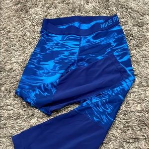 nike pro workout leggings